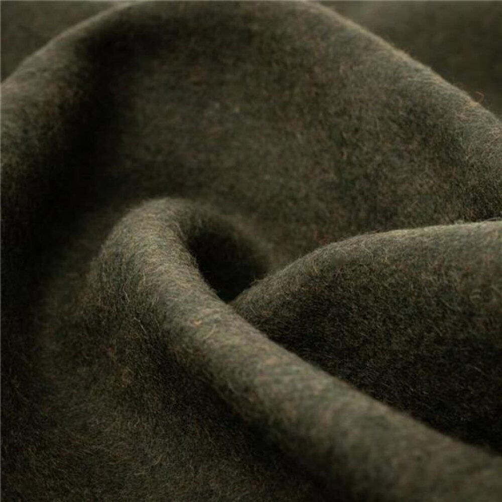 Large Wool Camping Blanket Warm Washable Outdoor Survival Stadium Travel Use - Picture 5 of 7